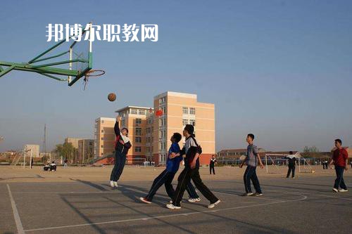 麗江民族中等專業(yè)學校2021年有哪些專業(yè)