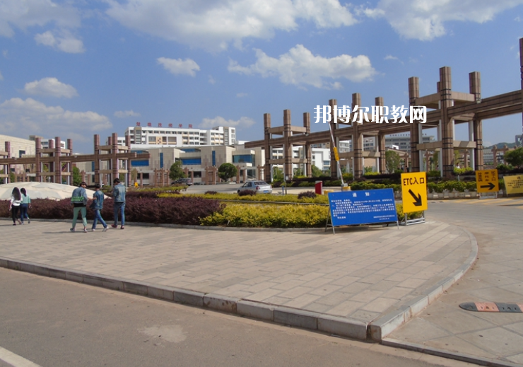 楚雄機械電子職業(yè)技術學校2021年招生錄取分數(shù)線
