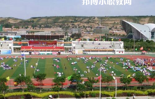 楚雄醫(yī)藥高等?？茖W(xué)校2021年學(xué)費(fèi)、收費(fèi)多少