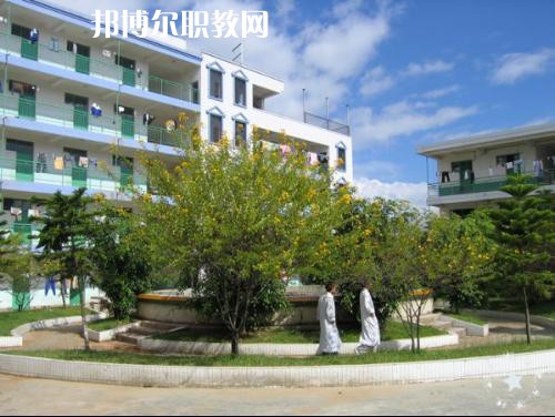 云南臨滄衛(wèi)生學校網(wǎng)站網(wǎng)址