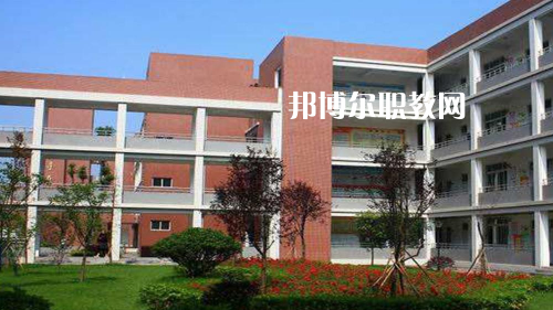 四川新津職業(yè)高級中學(xué)怎么樣、好不好