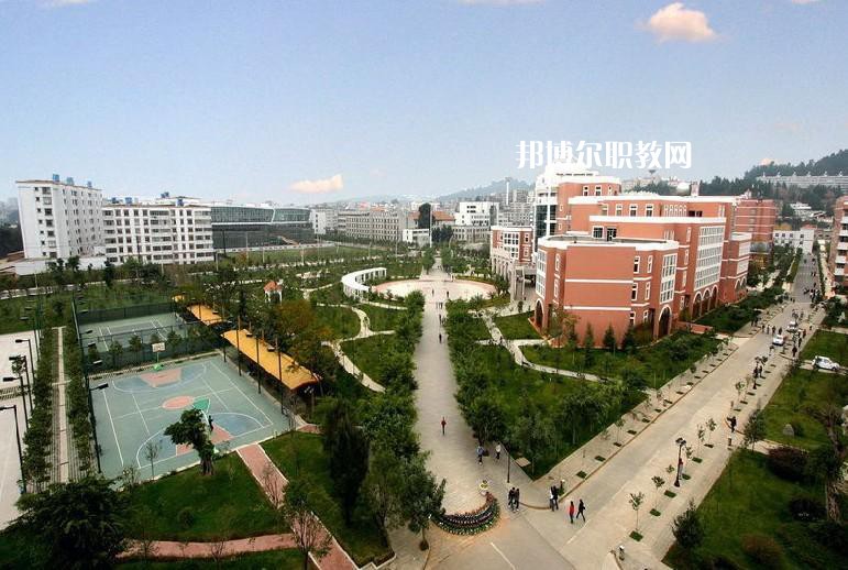 云南財經(jīng)學校2021年報名條件、招生要求、招生對象