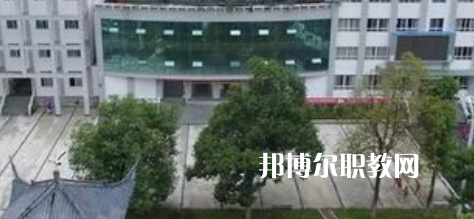 四川2022年有哪些護理學(xué)校比較好就業(yè)