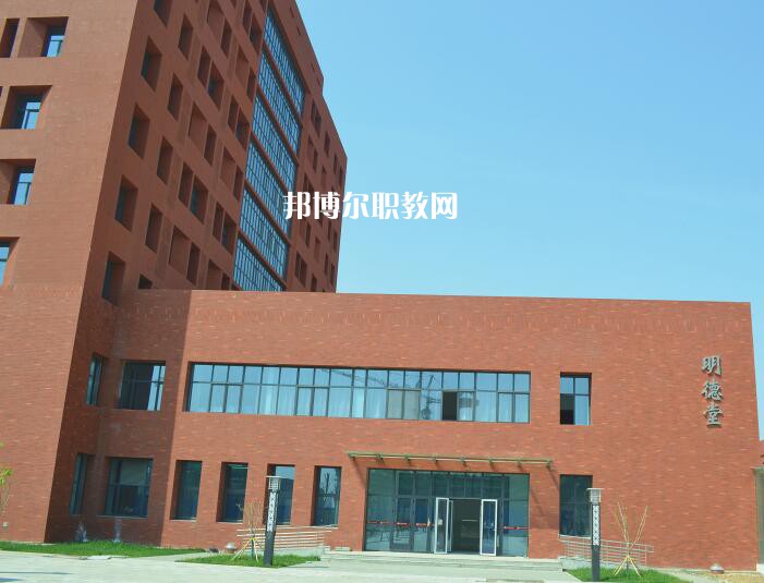 張家口機(jī)械工業(yè)學(xué)校2022年報(bào)名條件、招生要求、招生對(duì)象