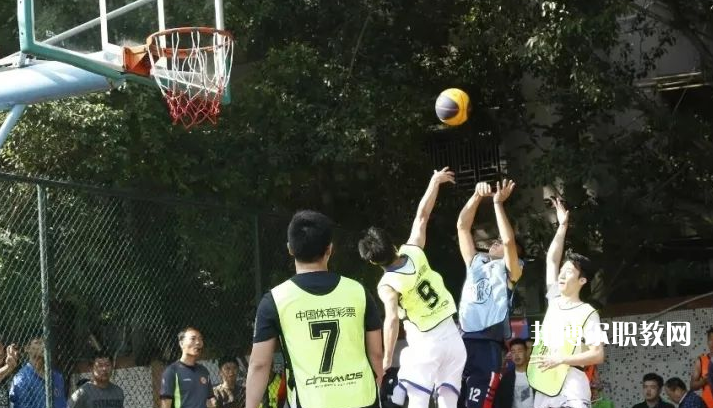 揭陽(yáng)體育運(yùn)動(dòng)學(xué)校2022年報(bào)名條件、招生要求、招生對(duì)象
