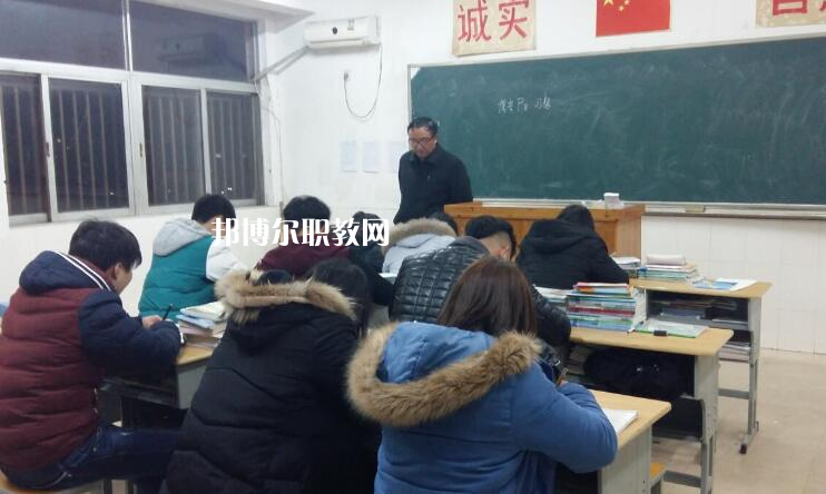 泰州市體育運(yùn)動(dòng)學(xué)校2022年報(bào)名條件、招生要求、招生對(duì)象