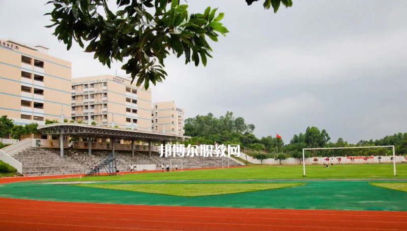 重慶航運旅游學(xué)校2022年報名條件、招生要求、招生對象 