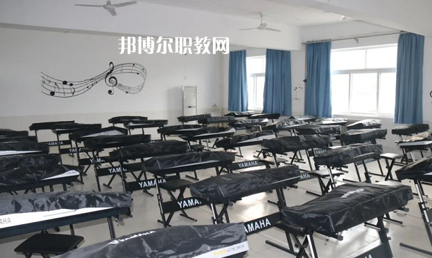 渭南華州區(qū)職業(yè)教育中心2022年報名條件、招生要求、招生對象