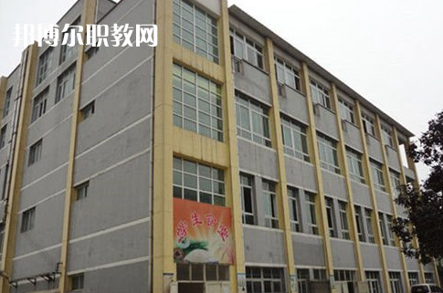 貴陽白云區(qū)職業(yè)技術(shù)學(xué)校2022年報(bào)名條件、招生要求、招生對(duì)象