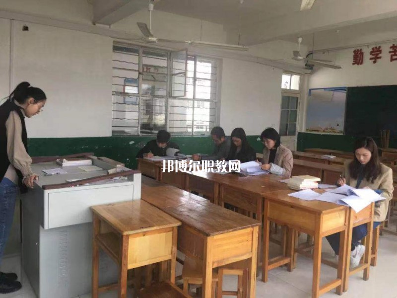 江蘇睢寧中等專業(yè)學(xué)校2022年報(bào)名條件、招生要求、招生對象