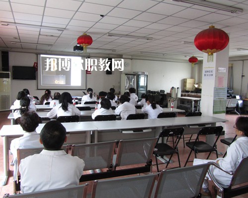石家莊中美經(jīng)貿(mào)中等專業(yè)學校2022年招生簡章