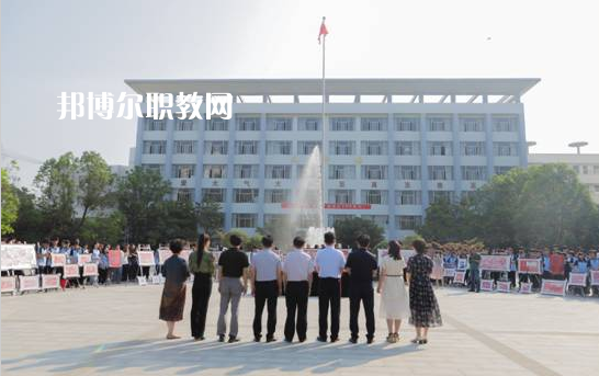 江蘇徐州經(jīng)貿(mào)高等職業(yè)學(xué)校2022年招生辦聯(lián)系電話(huà)