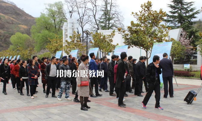 康縣職業(yè)技術(shù)學(xué)校2022年學(xué)費(fèi)、收費(fèi)多少
