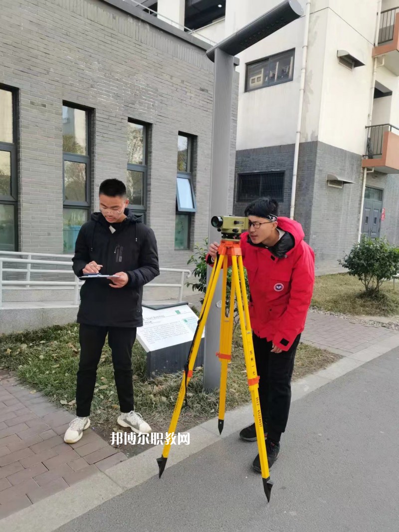 江蘇張家港第三職業(yè)高級(jí)中學(xué)2022年報(bào)名條件、招生要求、招生對(duì)象