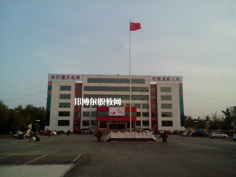 隴南農(nóng)業(yè)學(xué)校2022年報(bào)名條件、招生要求、招生對(duì)象