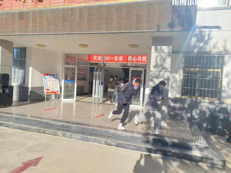 嘉峪關(guān)體育運(yùn)動(dòng)學(xué)校2022年學(xué)費(fèi)、收費(fèi)多少