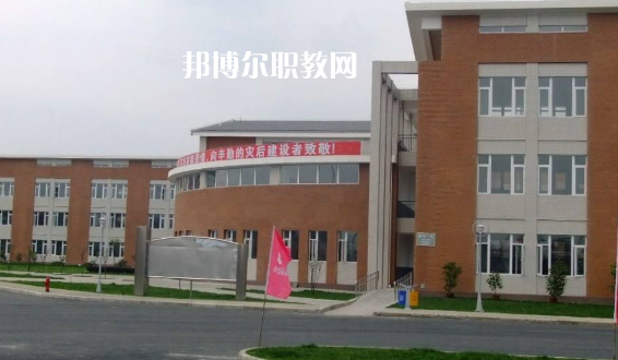 四川什邡職業(yè)中專學(xué)校2022年報(bào)名條件、招生要求、招生對(duì)象