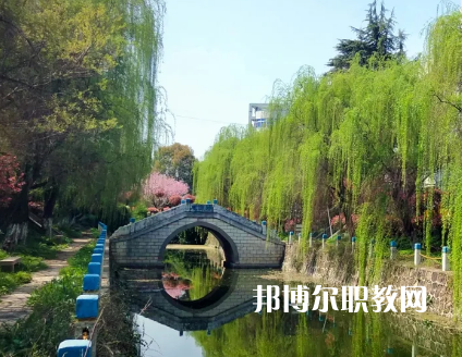 常州市工貿(mào)高級技工學(xué)校2022年報名條件、招生要求、招生對象
