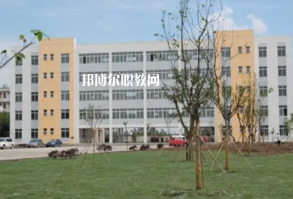 四川省廣漢市職業(yè)中專學(xué)校2022年報名條件、招生對象、招生要求