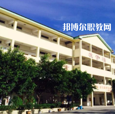 重慶西域技工學校2022年報名條件、招生要求、招生對象