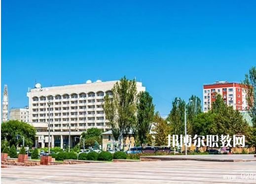 閬中旅游學(xué)校2022年報(bào)名條件、招生要求、招生對(duì)象