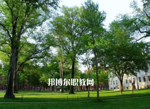 秦皇島藥科中等職業(yè)學(xué)校2022年學(xué)費(fèi)、收費(fèi)多少