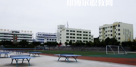 閬中江南高級職業(yè)中學(xué)2022年報名條件、招生要求、招生對象