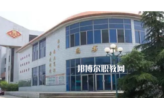 陽旅游職業(yè)學(xué)校2022年報名條件、招生要求、招生對象