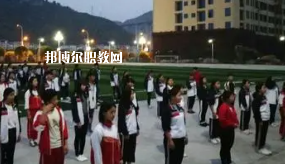 沿河土家族自治縣中等職業(yè)學(xué)校2022年報(bào)名條件、招生要求、招生對(duì)象