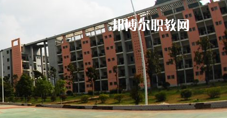 銅仁工業(yè)學(xué)校2022年學(xué)費(fèi)、收費(fèi)多少