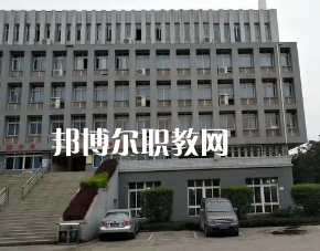 重慶農(nóng)業(yè)學(xué)校2022年報(bào)名條件、招生要求、招生對(duì)象
