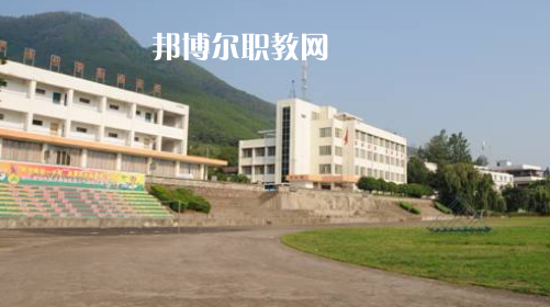 涼山州高級職業(yè)技術(shù)學(xué)校2022年報(bào)名條件、招生要求、招生對象