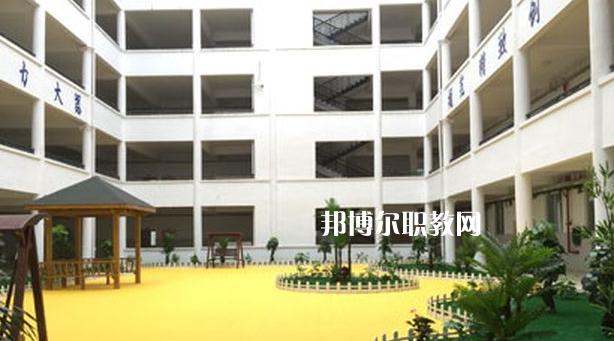 黔東南州德才科技職業(yè)學(xué)校怎么樣、好不好