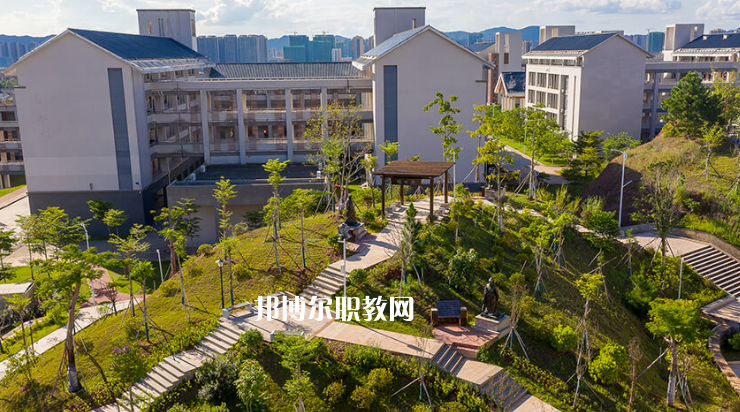河源市衛(wèi)生學校2022年學費、收費多少