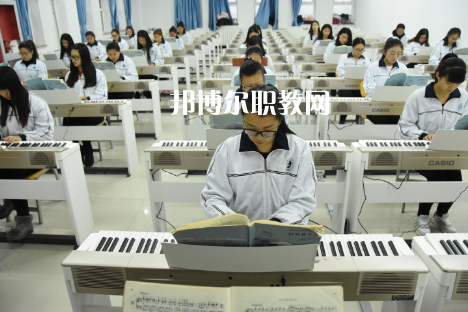 保定幼兒師范高等?？茖W(xué)校2022年報(bào)名條件、招生要求、招生對象