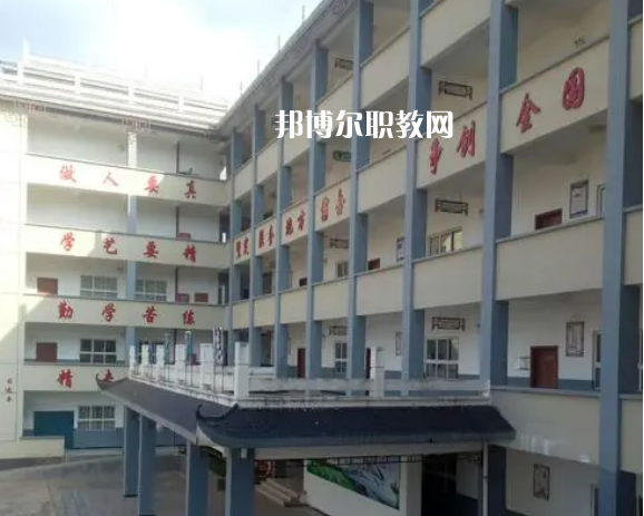 榕江縣中等職業(yè)學(xué)校2022年報(bào)名條件、招生要求、招生對(duì)象