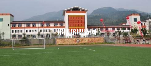 阿壩衛(wèi)生學(xué)校2022年報(bào)名條件、招生要求、招生對(duì)象