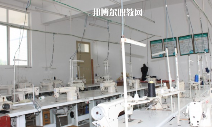 貞豐縣職業(yè)技術(shù)學(xué)校2022年報(bào)名條件、招生要求、招生對(duì)象