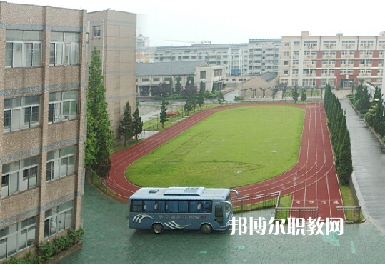 揚州市弘揚中等專業(yè)學(xué)校2022年報名條件、招生要求、招生對象