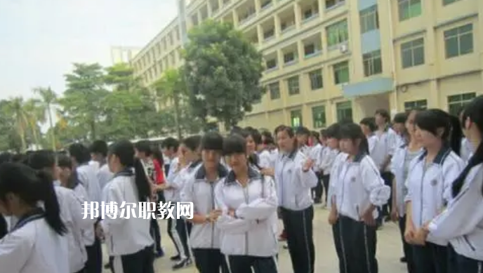 高州第一技工學(xué)校2022年報名條件、招生要求、招生對象