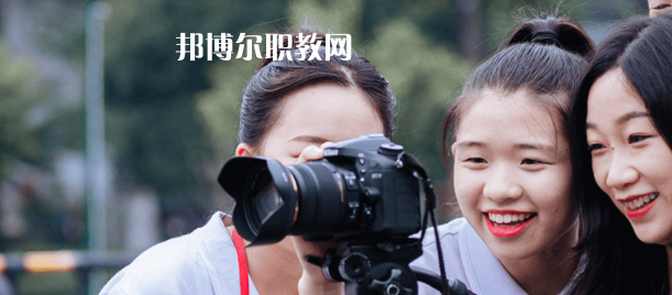 成都現(xiàn)代職業(yè)技術(shù)學(xué)校2022年報(bào)名條件、招生要求、招生對(duì)象