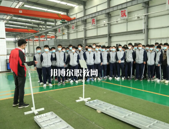 邯鄲建筑工程中專學(xué)校2022年報(bào)名條件、招生要求、招生對(duì)象