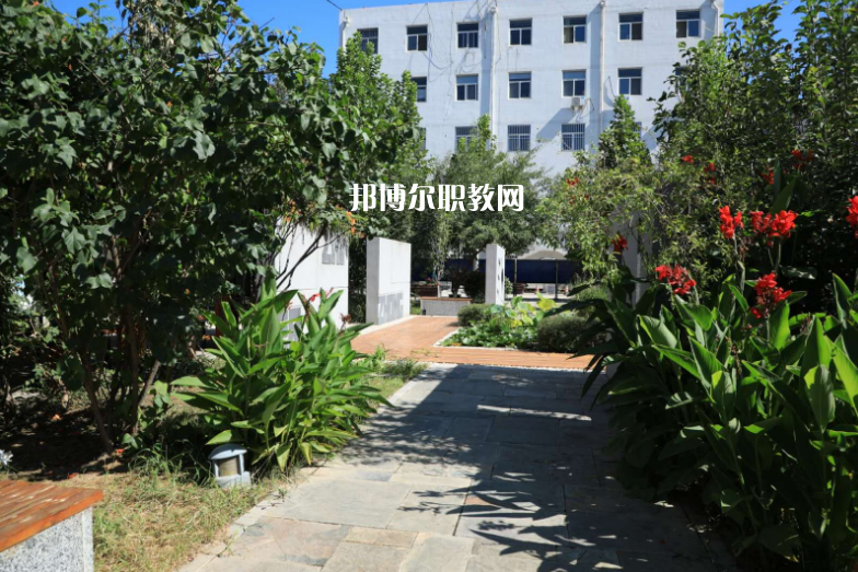 保定市第二職業(yè)中學(xué)2022年學(xué)費(fèi)、收費(fèi)多少