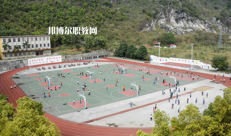 河池衛(wèi)生學校2022年報名條件、招生要求、招生對象