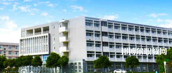 江川縣職業(yè)中學(xué)2022年學(xué)費、收費多少