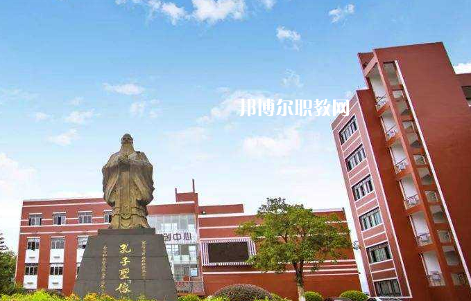 貴州輕工職業(yè)技術(shù)學(xué)院中專部2022年報(bào)名條件、招生要求、招生對(duì)象