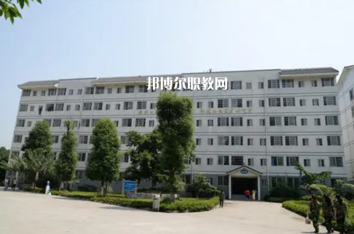 樂山旅游學(xué)校2022年報(bào)名條件、招生要求、招生對(duì)象
