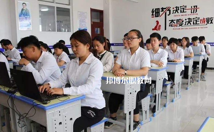 吳橋縣職業(yè)技術(shù)教育中心2022年報名條件、招生要求、招生對象