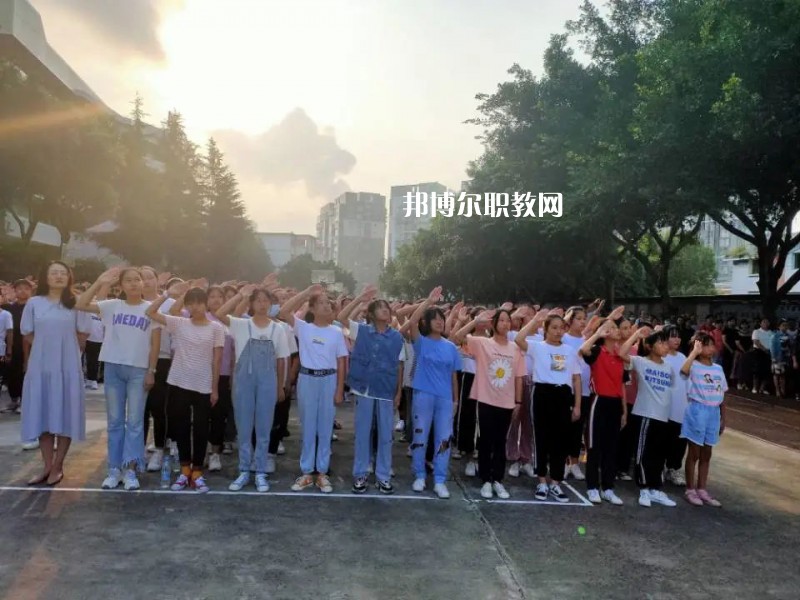 四川內(nèi)江第二職業(yè)中學(xué)2022年報(bào)名條件、招生要求、招生對象
