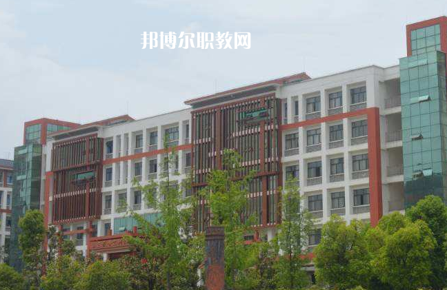黔西南民族職業(yè)技術(shù)學(xué)院(中職部)2022年報(bào)名條件、招生要求、招生對(duì)象